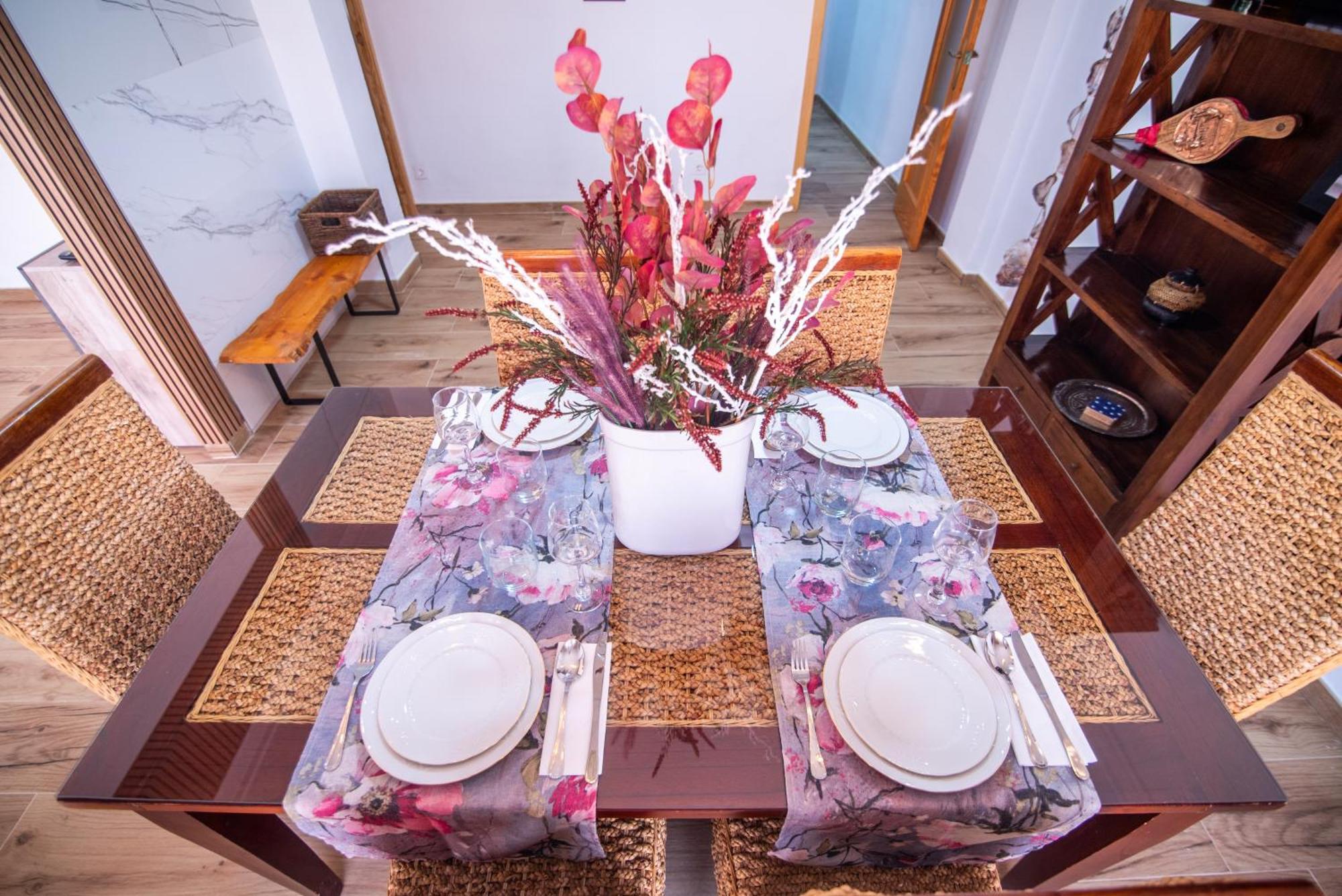 Naisa Apartamento Turistico Villena Extérieur photo
