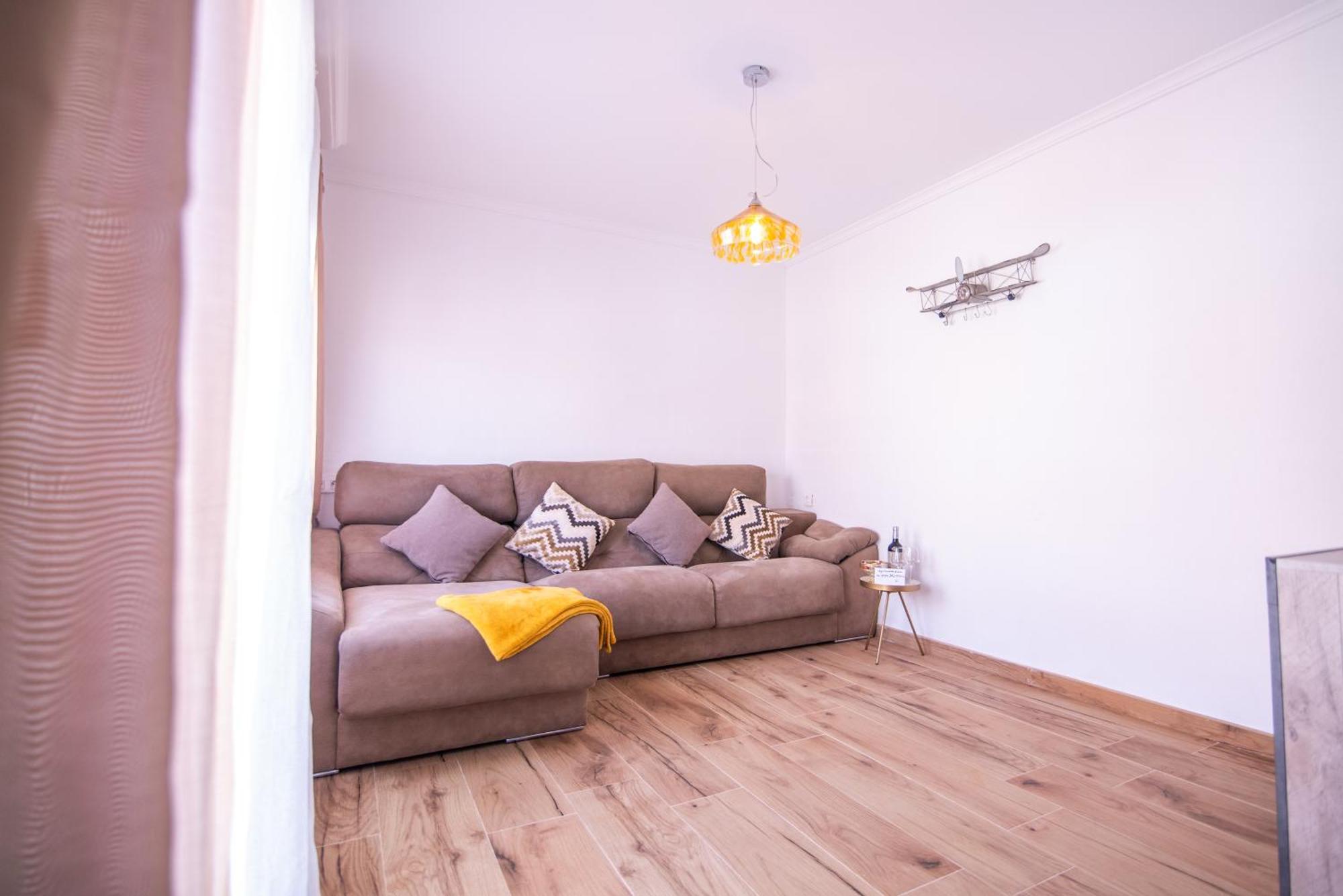 Naisa Apartamento Turistico Villena Extérieur photo